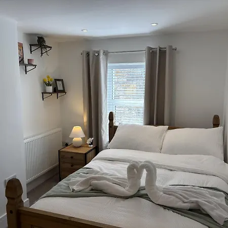 Tranquil Contemporary With Luxurious Jacuzzi בית נופש Brigham (Cumbria)